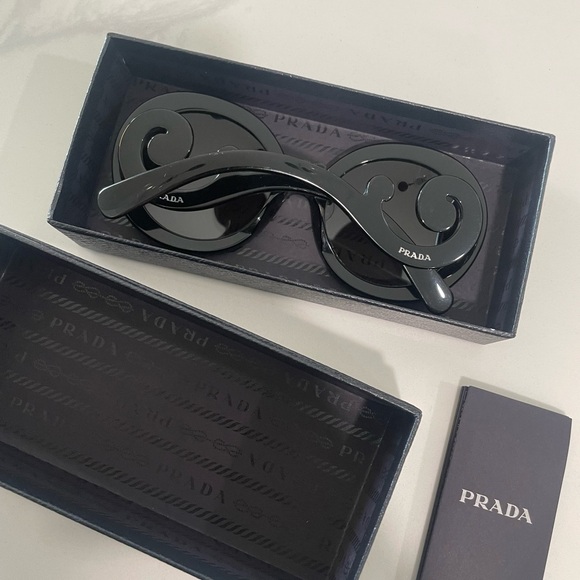 Prada Black Sunglasses - Picture 3 of 3